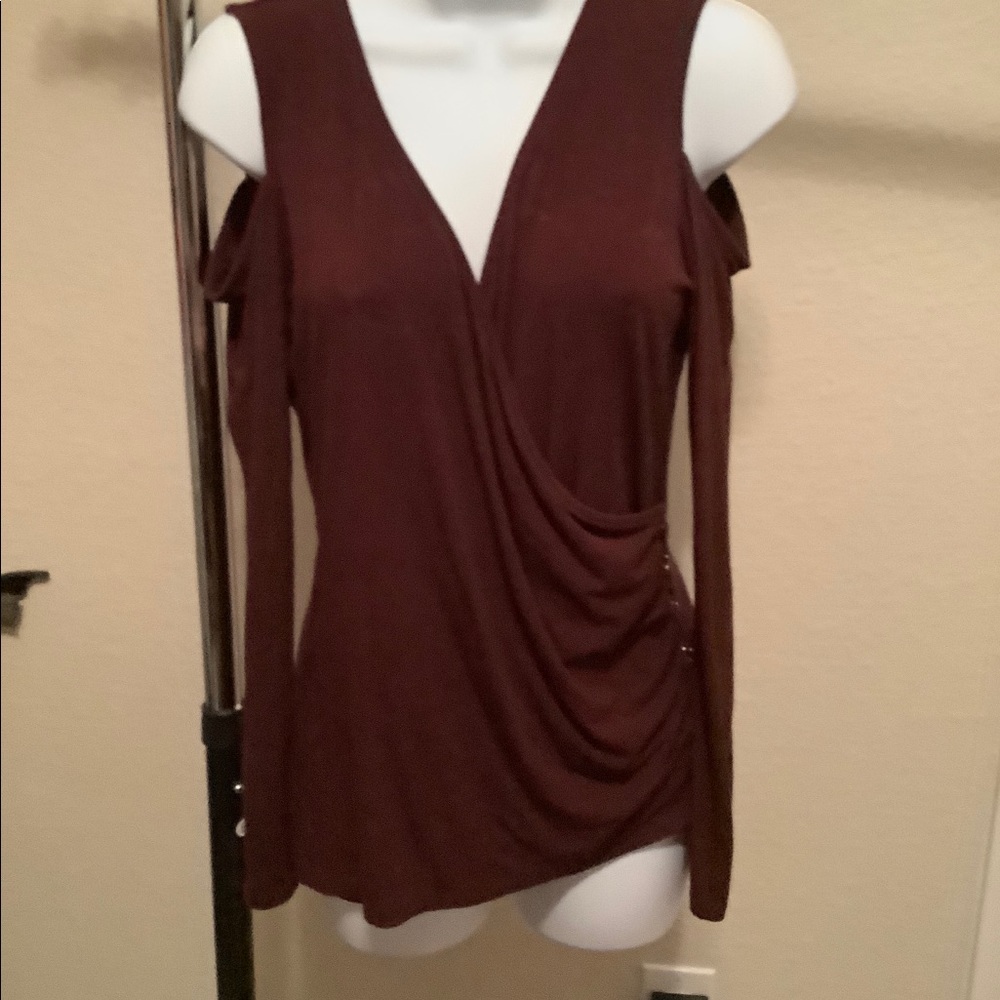 WHBM in excellent condition maroon off top szM